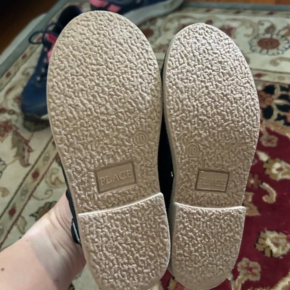 Children’s Place Booties - Picture 4 of 6